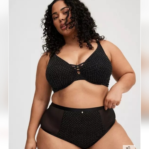 torrid Other - NWOT 2 Piece Torrid Rich Black Gold  Sparkle XO Plunge Push-Up Bra & Panty Set